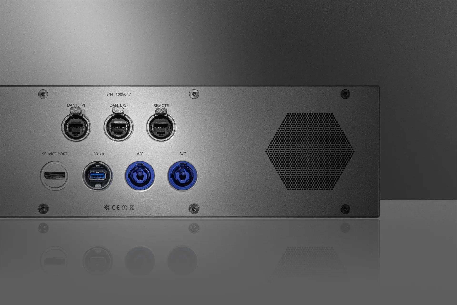 005 HOLOPHONIX Ultra 3D Sound Processor Rear